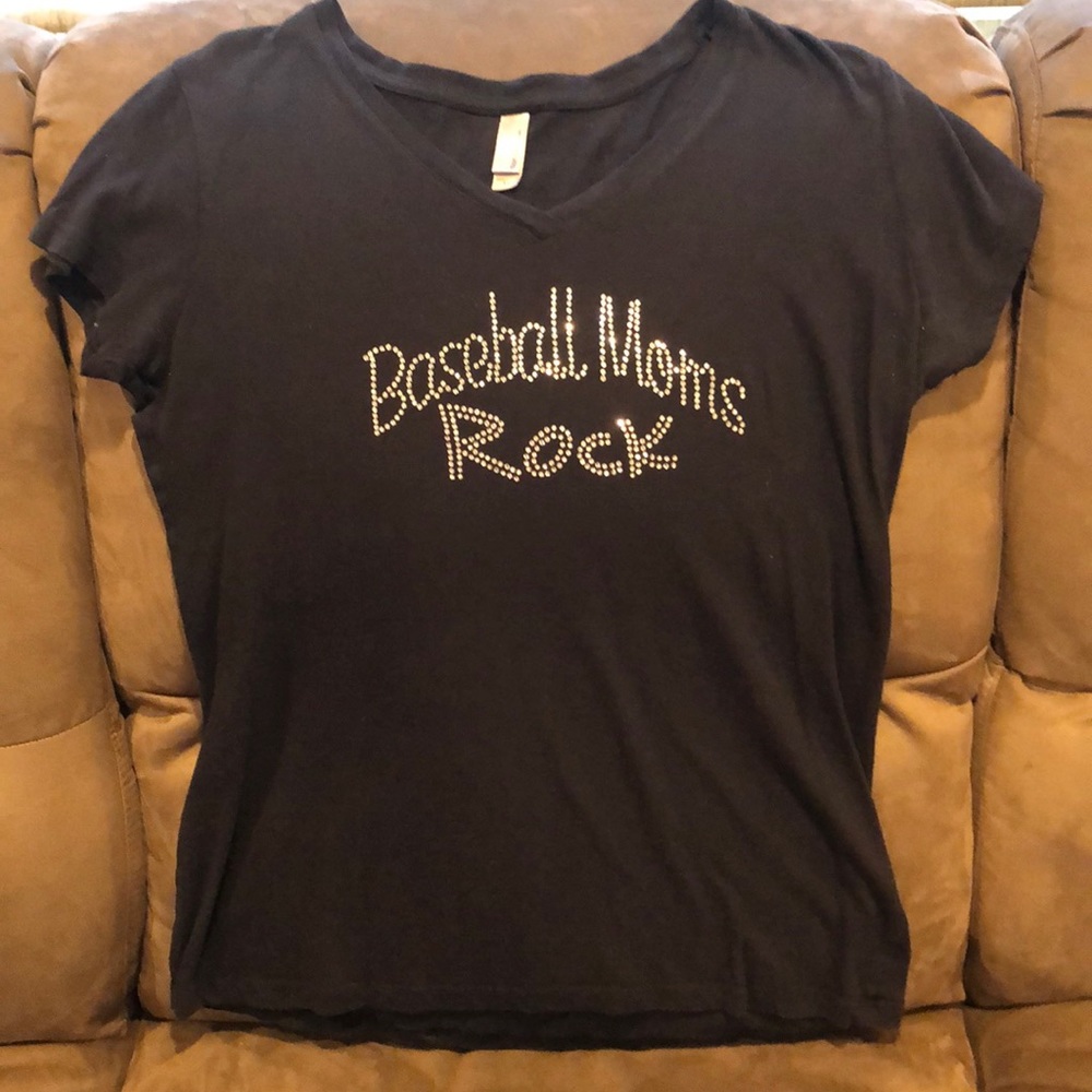 Tee Shirt with Rhinestones “Baseball Moms Rock”